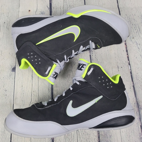 NIKE | Air Flight Showup basketball mid top lace-up athletic shoes - Picture 2 of 8